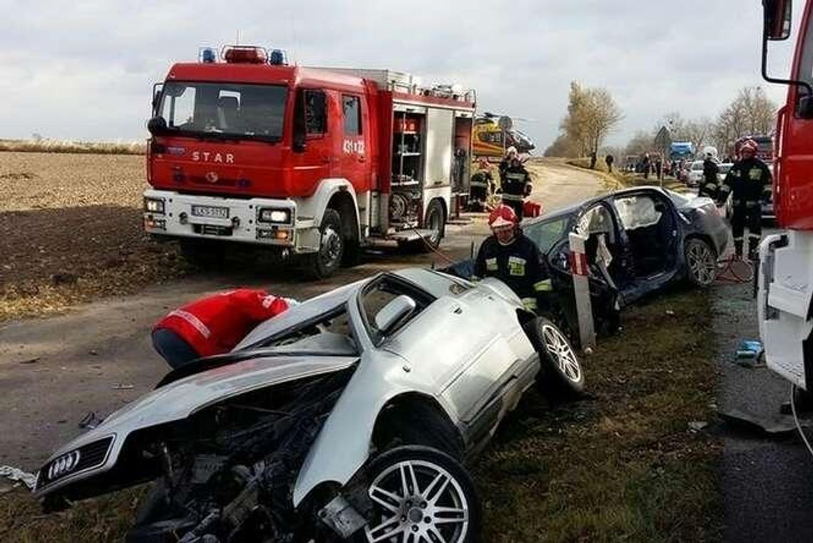 Tragiczny weekend na drogach. W Dziecininie zginęło małżeństwo, osierocili małe dziecko
