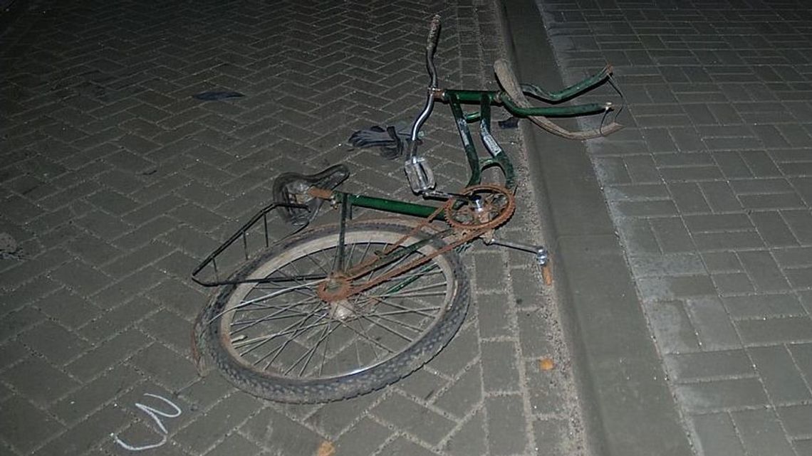 Tragiczny wypadek. Prowadził rower, zginął na drodze