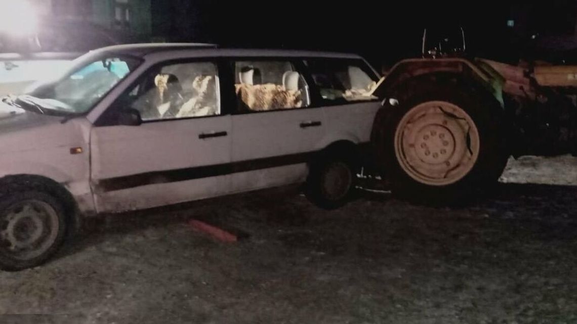 Trakor nie chciał odpalić na mrozie, więc użyli volkswagena. Samochód przejechał po kobiecie