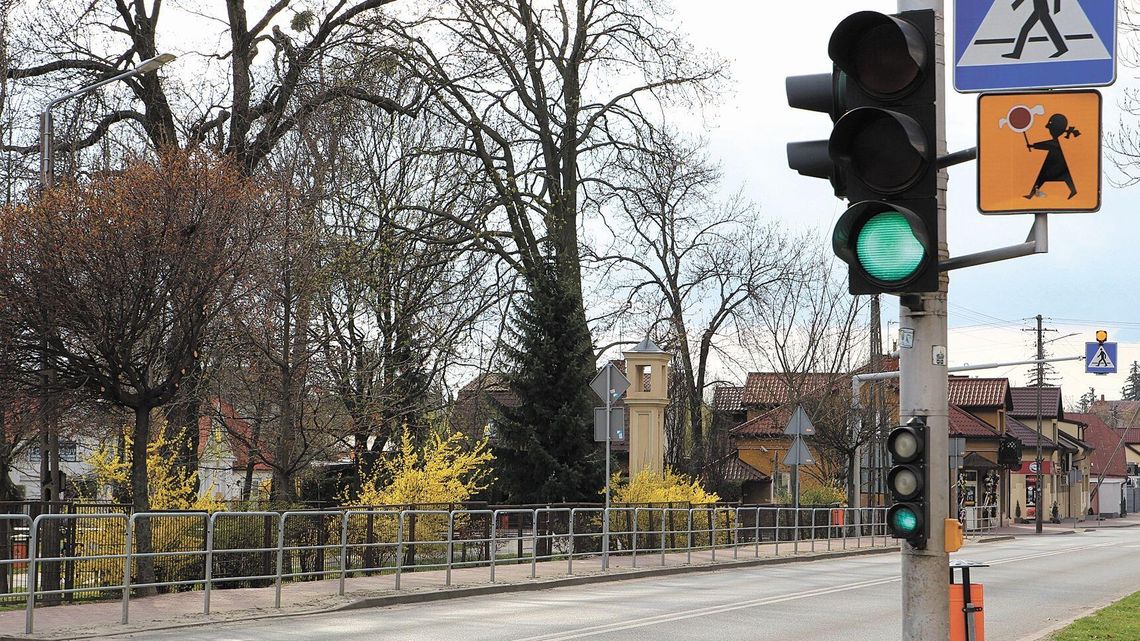 Trasa z Lublina do Puław: Pieszych nie ma, a świeci się na czerwono
