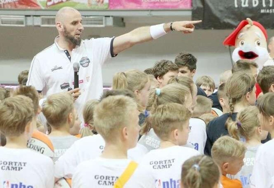 Trening i mecz z Marcinem Gortatem w Lublinie (zdjęcia, wideo)