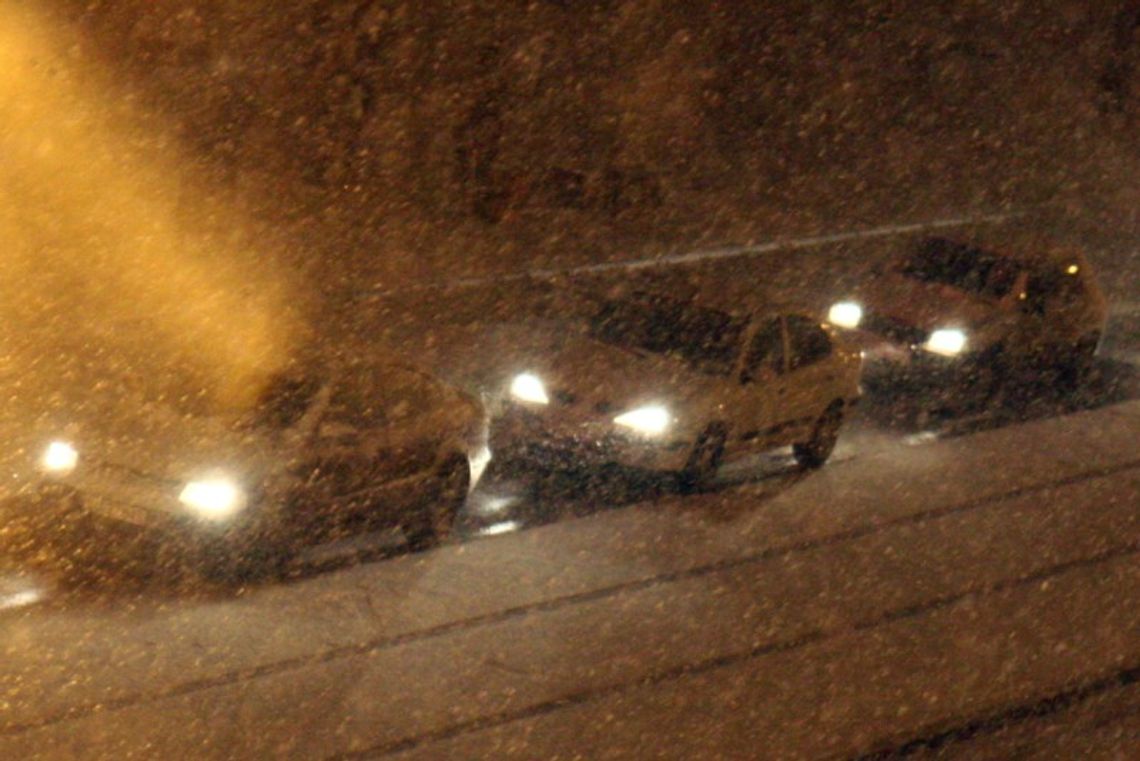 Trudne warunki na drogach w woj. lubelskim. Trasa nr 17 zablokowana