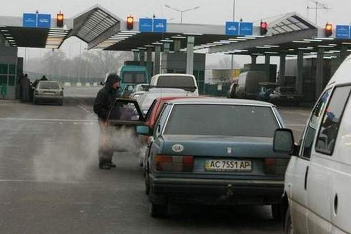 Trudniej wjechać na Ukrainę przez Dorohusk