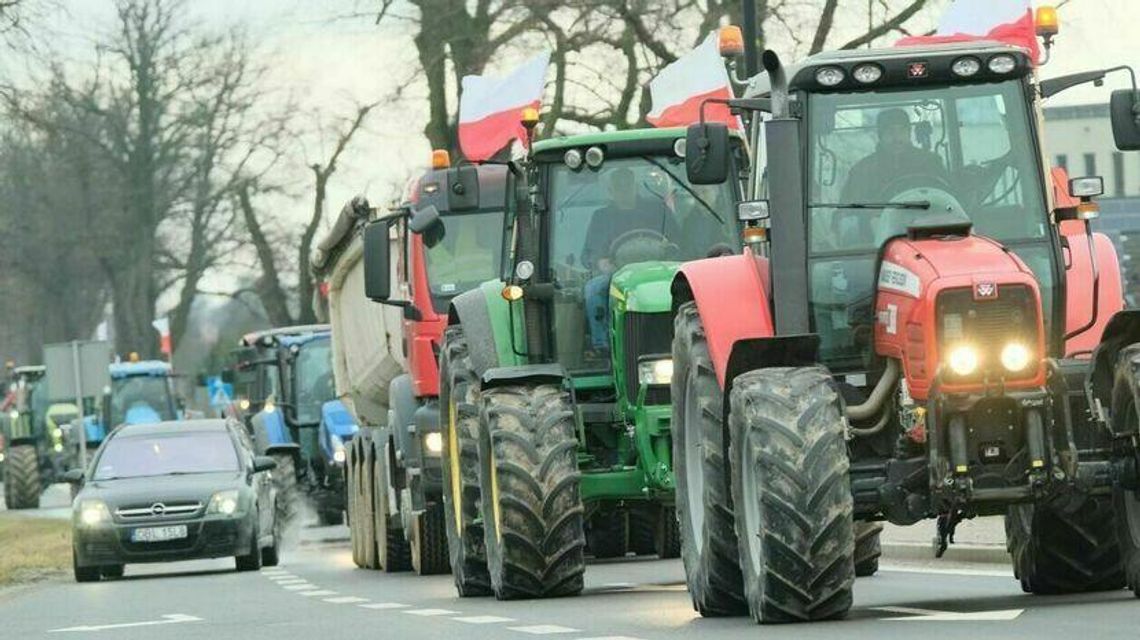 Trudny piątek na drogach. Rolnicy zorganizują protesty na dwóch mostach Trudny piątek na drogach. Rolnicy zorganizują protesty na dwóch mostach