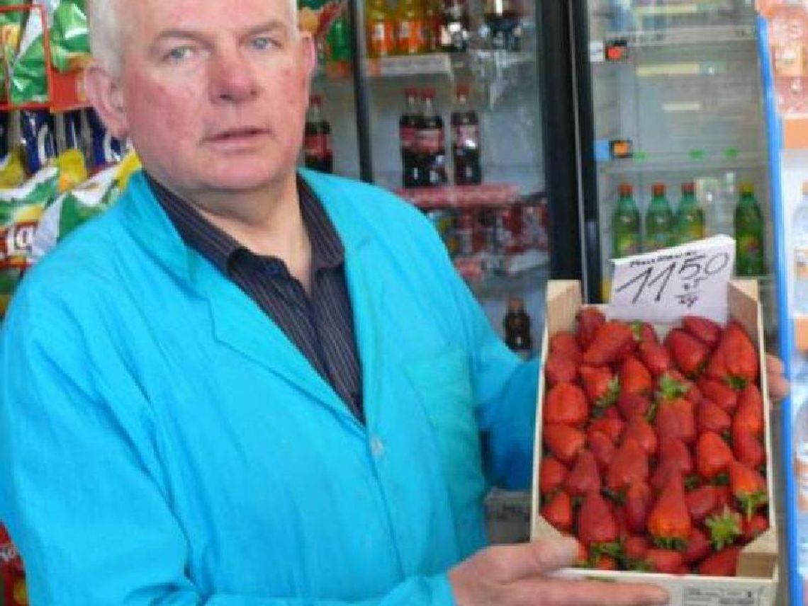 Truskawki będą rekordowo drogie. Ratunkiem transport z... Chin