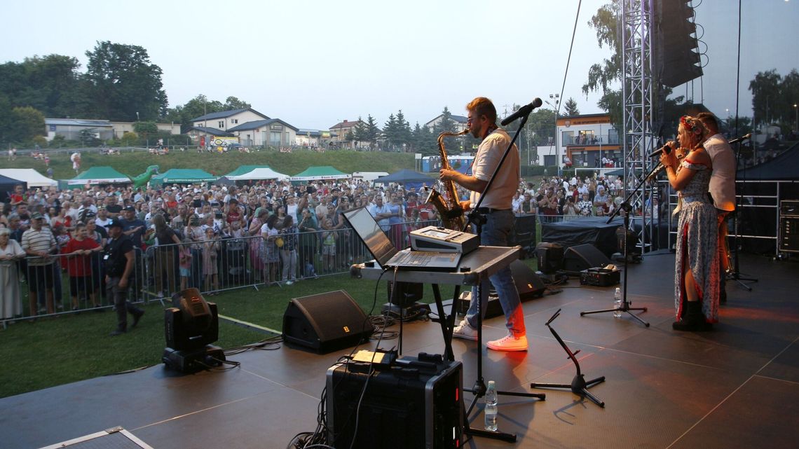 Truskawkobranie za nami. Zagrały Grzaniec i Weź Nie Pytaj