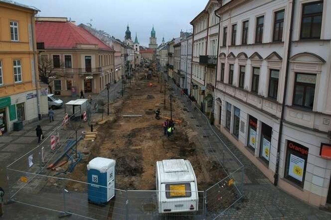 Trwa przebudowa deptaka w Lublinie. Do kiedy potrwa? [zdjęcia]