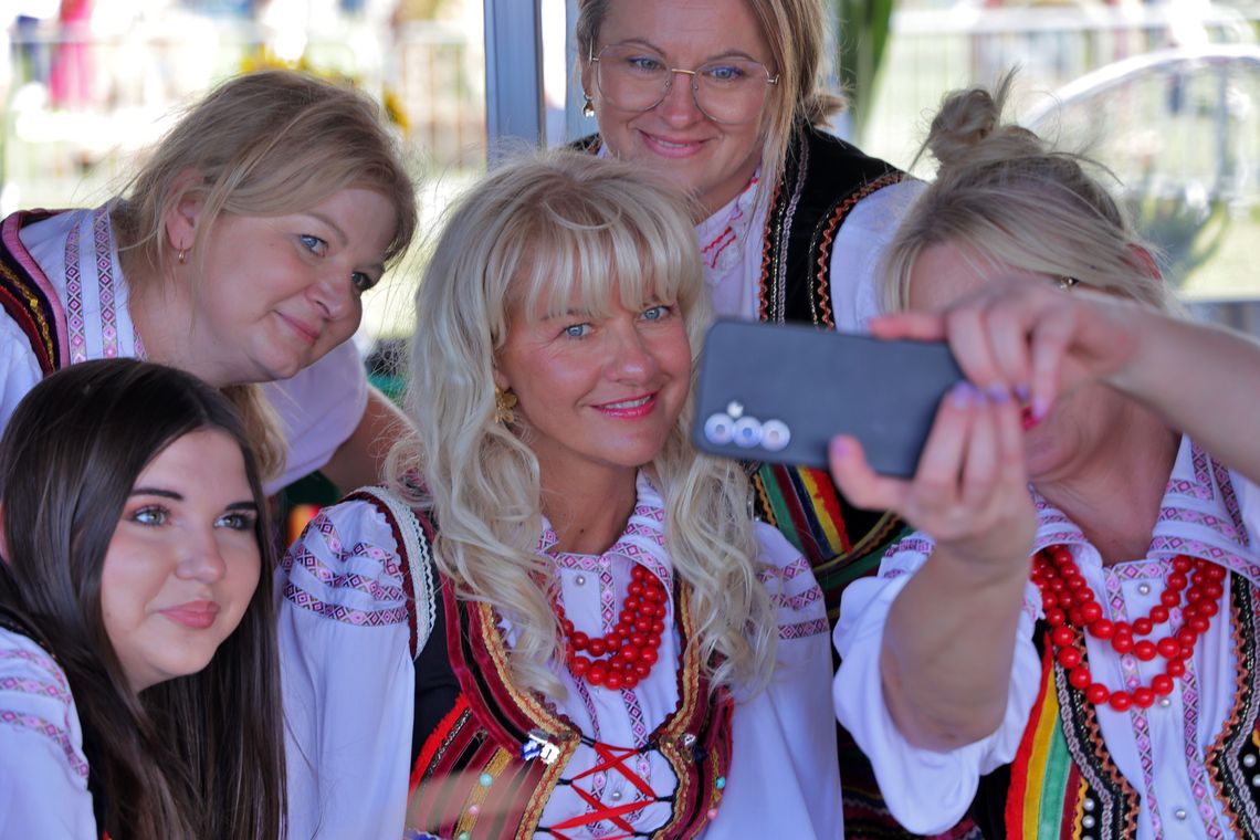 Trwają dożynki powiatu lubelskiego. Na scenie VOX i Top Girls Trwają dożynki powiatu lubelskiego. Na scenie VOX i Top Girls