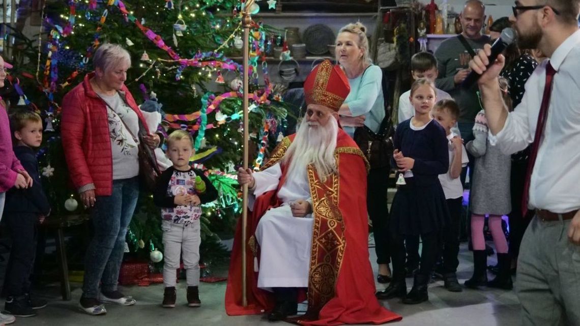 Trwają przygotowania do Orszaku św. Mikołaja. Kręcono sceny do teledysku [zdjęcia]