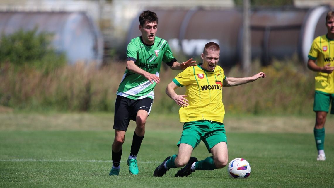 Trzecie zwycięstwo BKS Bodaczów, dwie różne połowy w Starym Zamościu