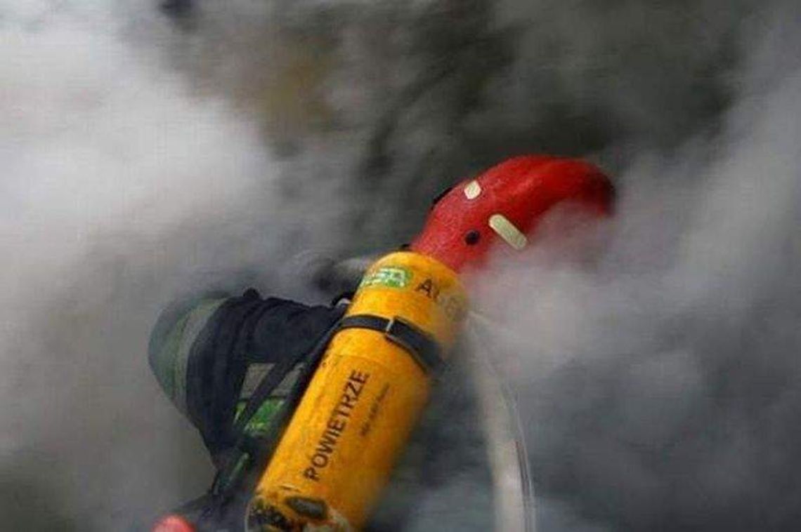 Trzej nastolatkowie odpowiedzą za podpalenie stodoły. 150 tys. zł strat