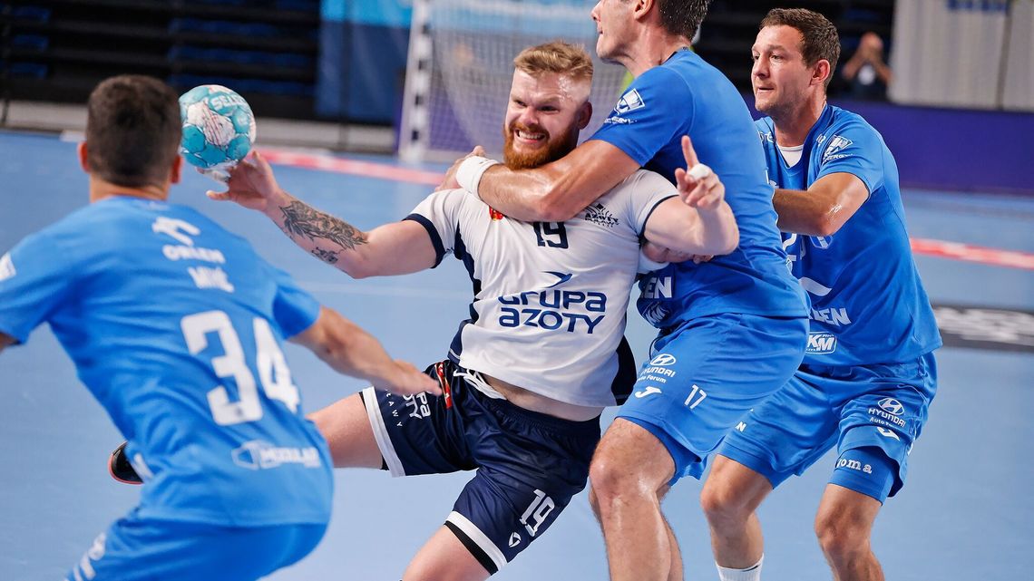 Trzy mecze i sześć punktów Azotów Puławy. We wtorek starcie z Ostrovią Trzy mecze i sześć punktów Azotów Puławy. We wtorek starcie z Ostrovią