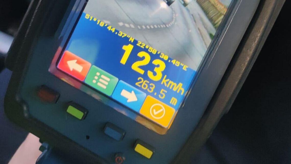 Trzy odebrane prawa jazdy w trzy godziny