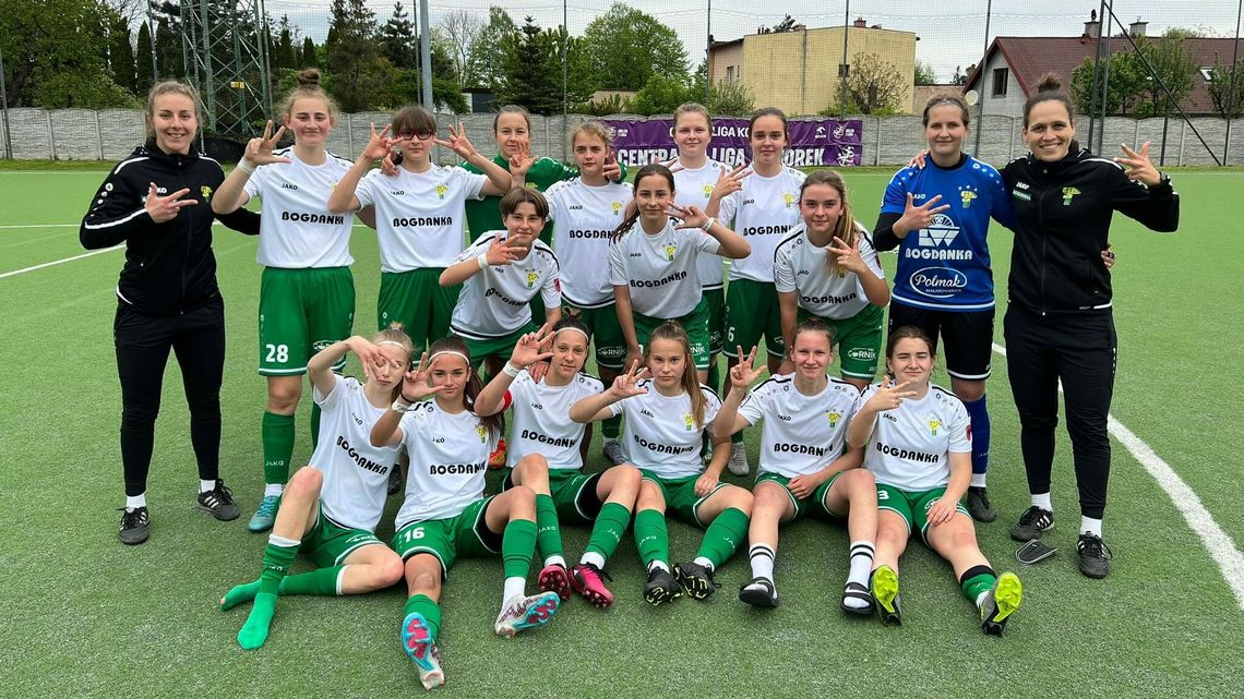 Trzy piłkarki Górnika zostają w Łęcznej na dłużej, juniorki blisko awansu do półfinału CLJ