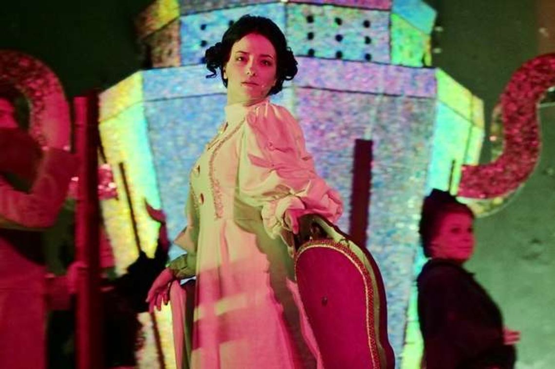 Trzy siostry Czechowa w Teatrze Osterwy [zdjęcia]