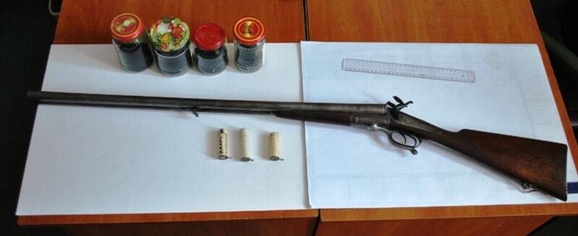 Trzymał w domu XIX wieczną strzelbę. \"Strzelałem do wiwatu\"