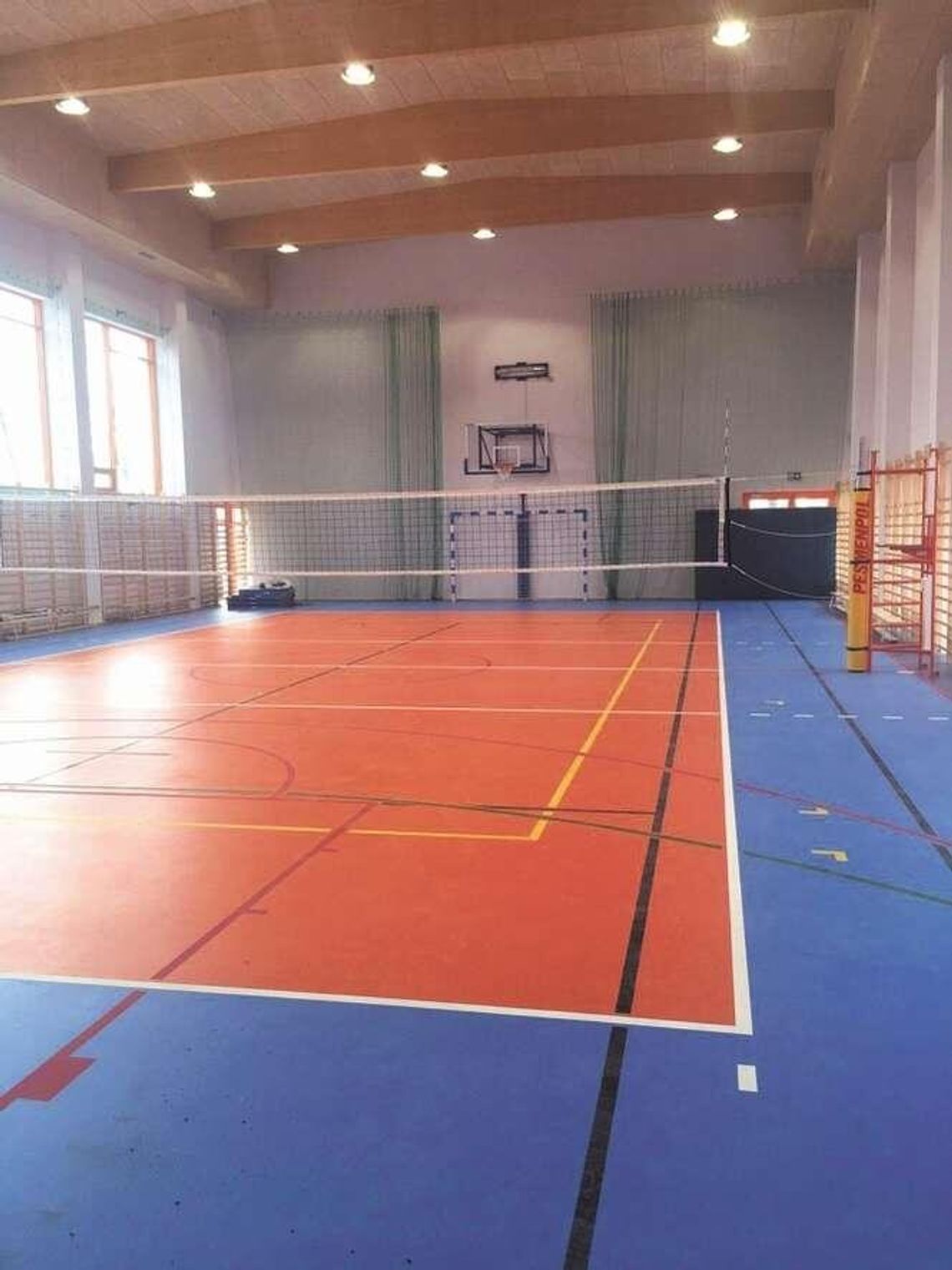 Tu dzieci będą mogły się wyszaleć. Sala sportowa w Jakubowicach Konińskich