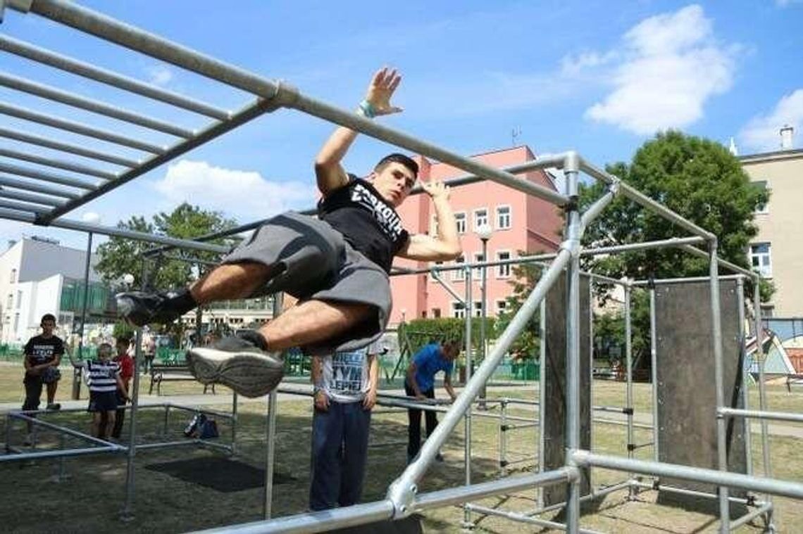 Tu się lata, tu się ćwiczy. Centralny Plac Zabaw już działa Tu się lata, tu się ćwiczy. Centralny Plac Zabaw już działa