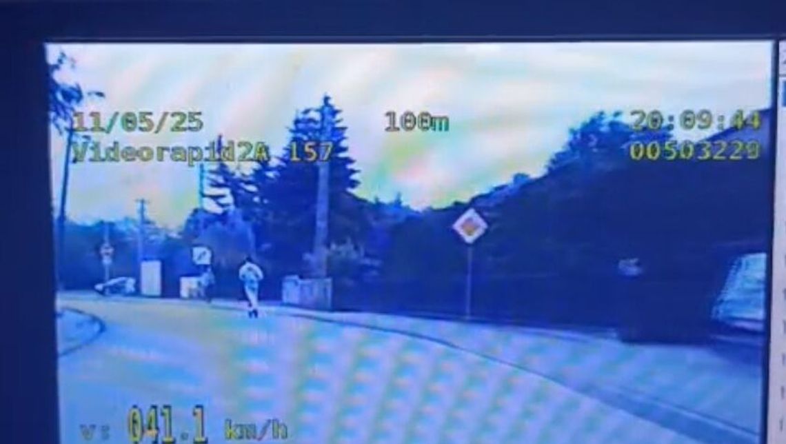 Turbohulajnoga w Łukowie. 18-latek pędził ponad 40 km/h i dostał mandat Turbohulajnoga w Łukowie. 18-latek pędził ponad 40 km/h i dostał mandat