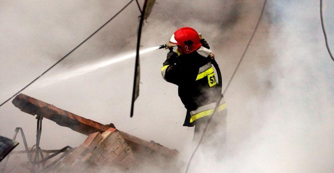 Turobin: Dzieci bawiły się zapałkami, spaliły stodołę