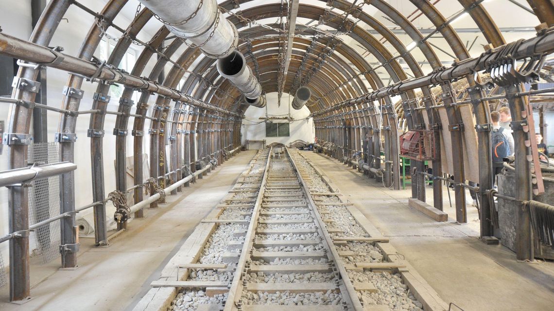 Tutaj uczą przyszłych górników. Nowe warsztaty szkolne w Łęcznej