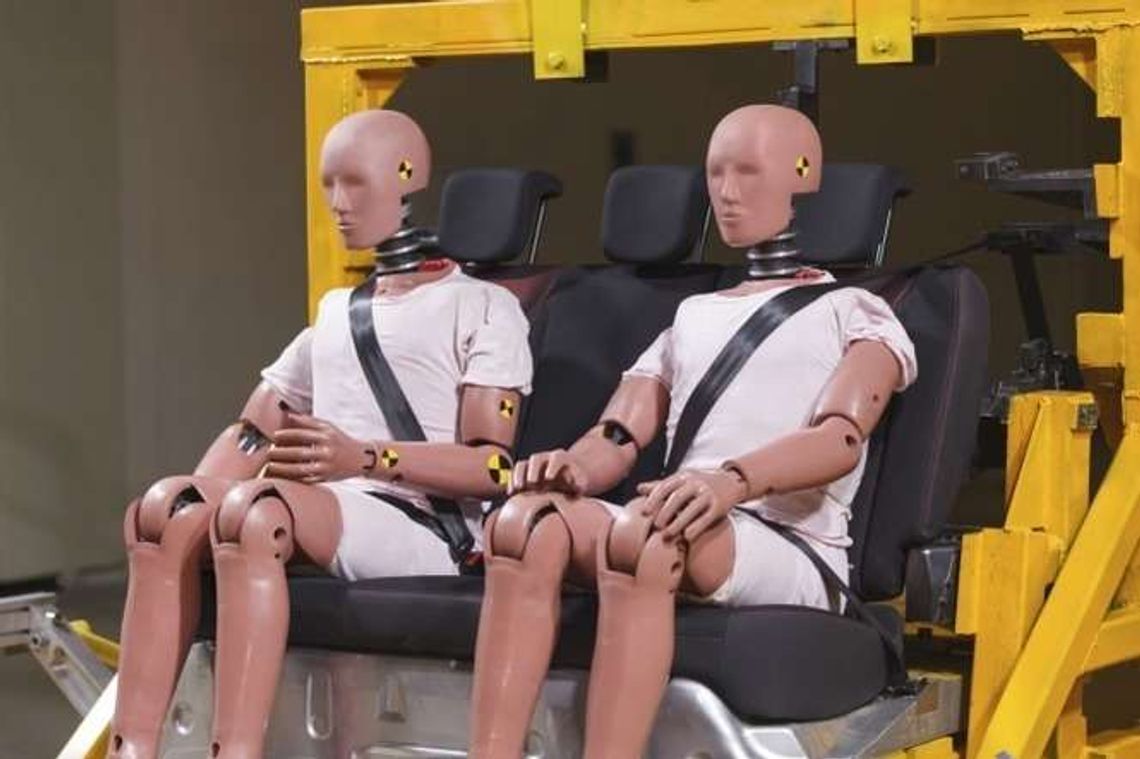 "Tylko głupek zrobiłby to jeszcze raz". Jak wyglądają testy zderzeniowe?