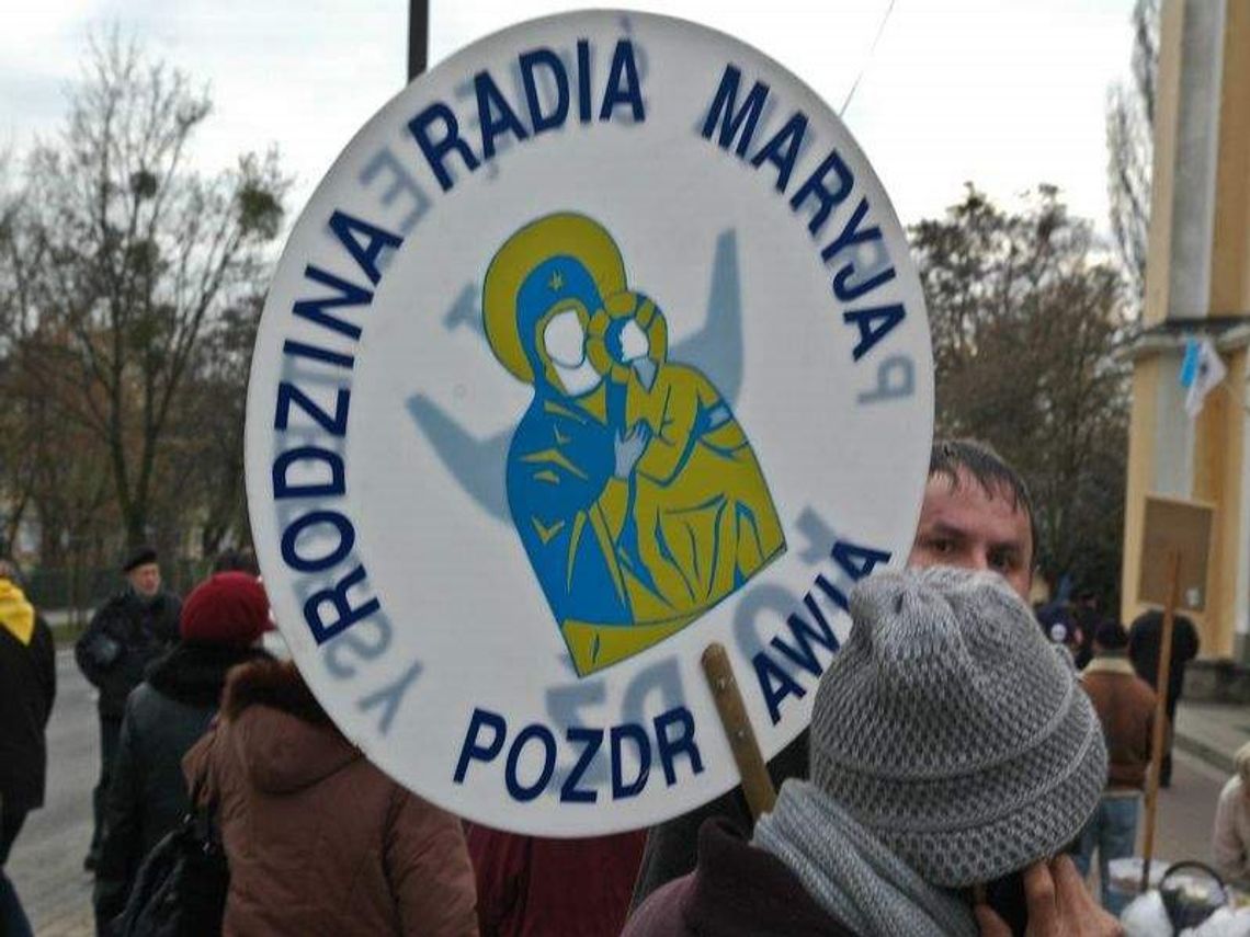 Tysiące słuchaczy Radia Maryja zjechało na 21. urodziny rozgłośni (zdjęcia)