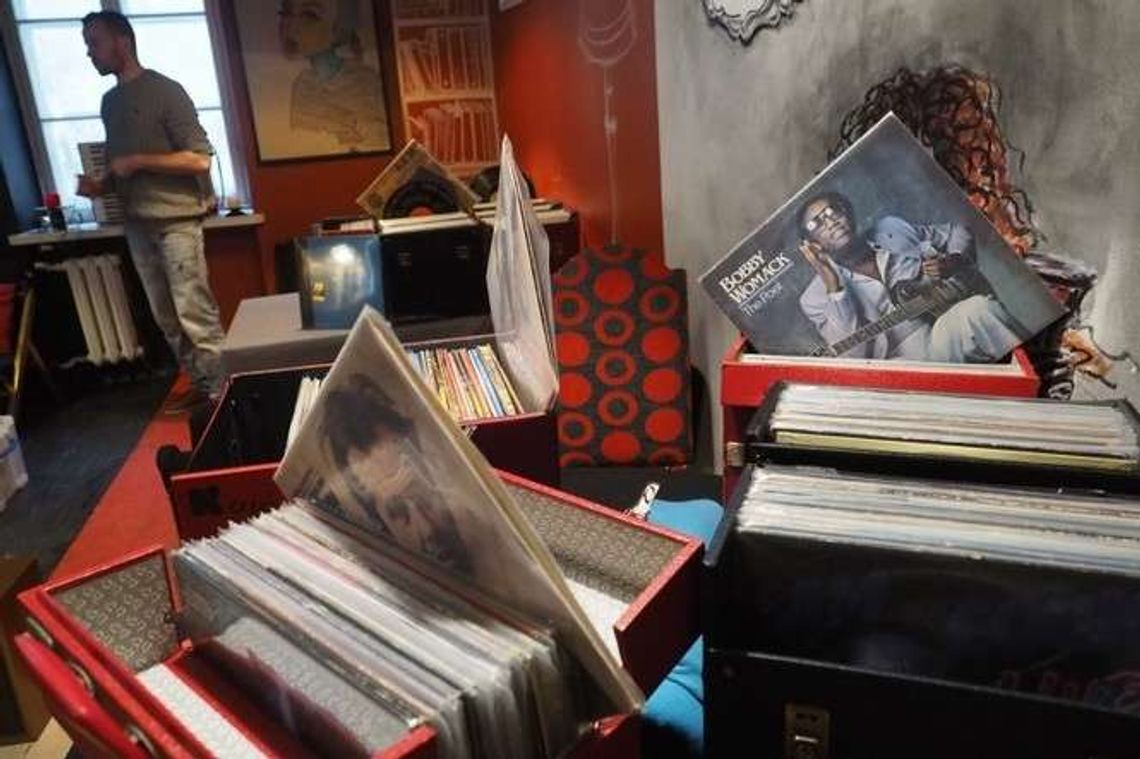 Tysiące winyli w jednym miejscu. A niektóre nawet po 5 zł