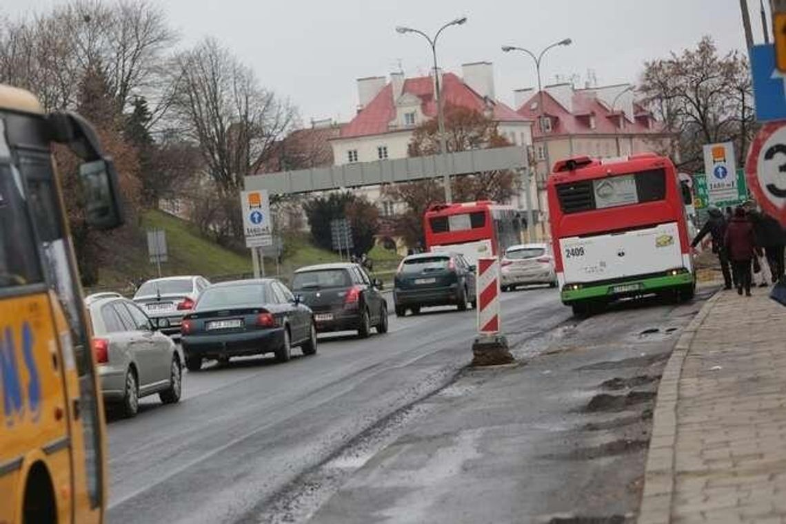 Tysiąclecia: Pogoda pokrzyżowała plany drogowcom