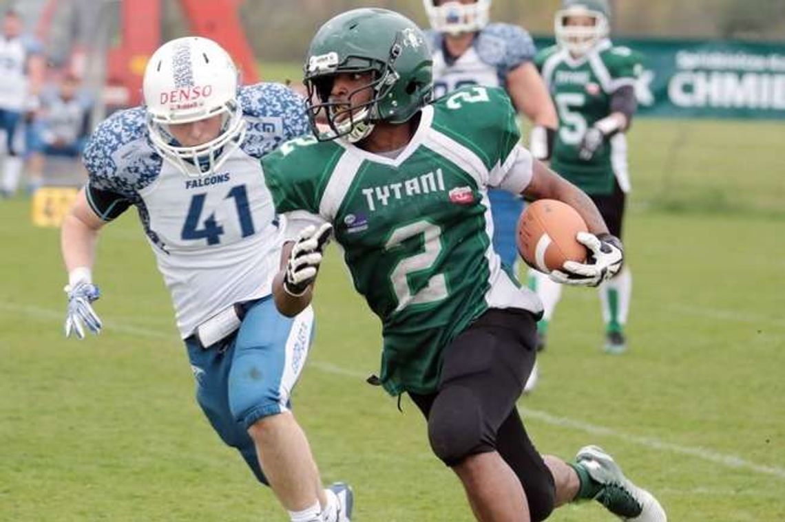 Tytani z drugą porażką. Tym razem rozjechali ich Tychy Falcons
