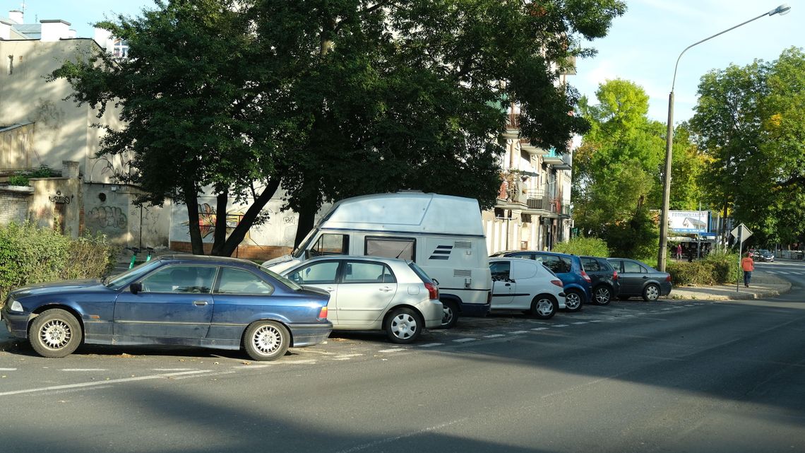 Ubędzie 440 darmowych miejsc parkingowych w Lublinie. Zobacz na których ulicach Ubędzie 440 darmowych miejsc parkingowych w Lublinie. Zobacz na których ulicach