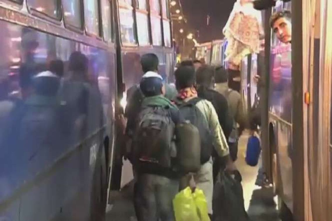 Uchodźcy opuszczają Węgry. Austria i Niemcy zgodziły się ich przyjąć