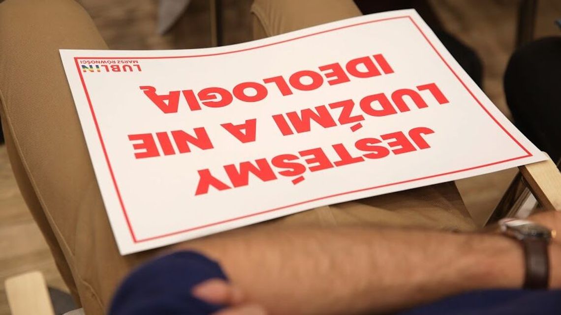 "Uchwała antyLGBT". NSA uwzględnił skargę w sprawie decyzji sejmiku