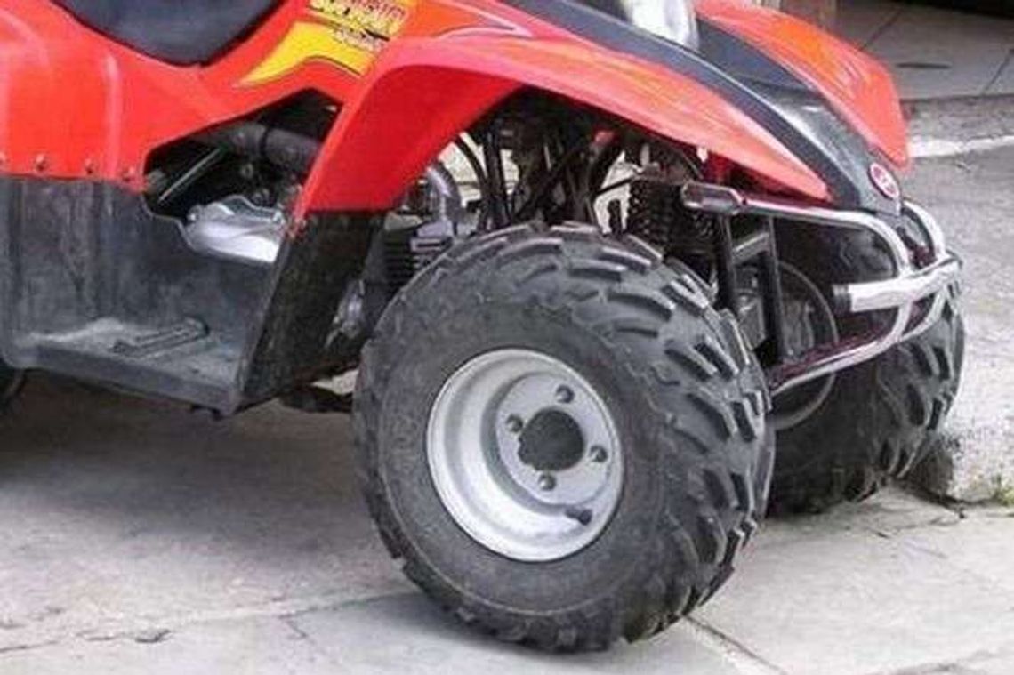 Uciekał quadem przed policjantami. Miał 3,5 promila