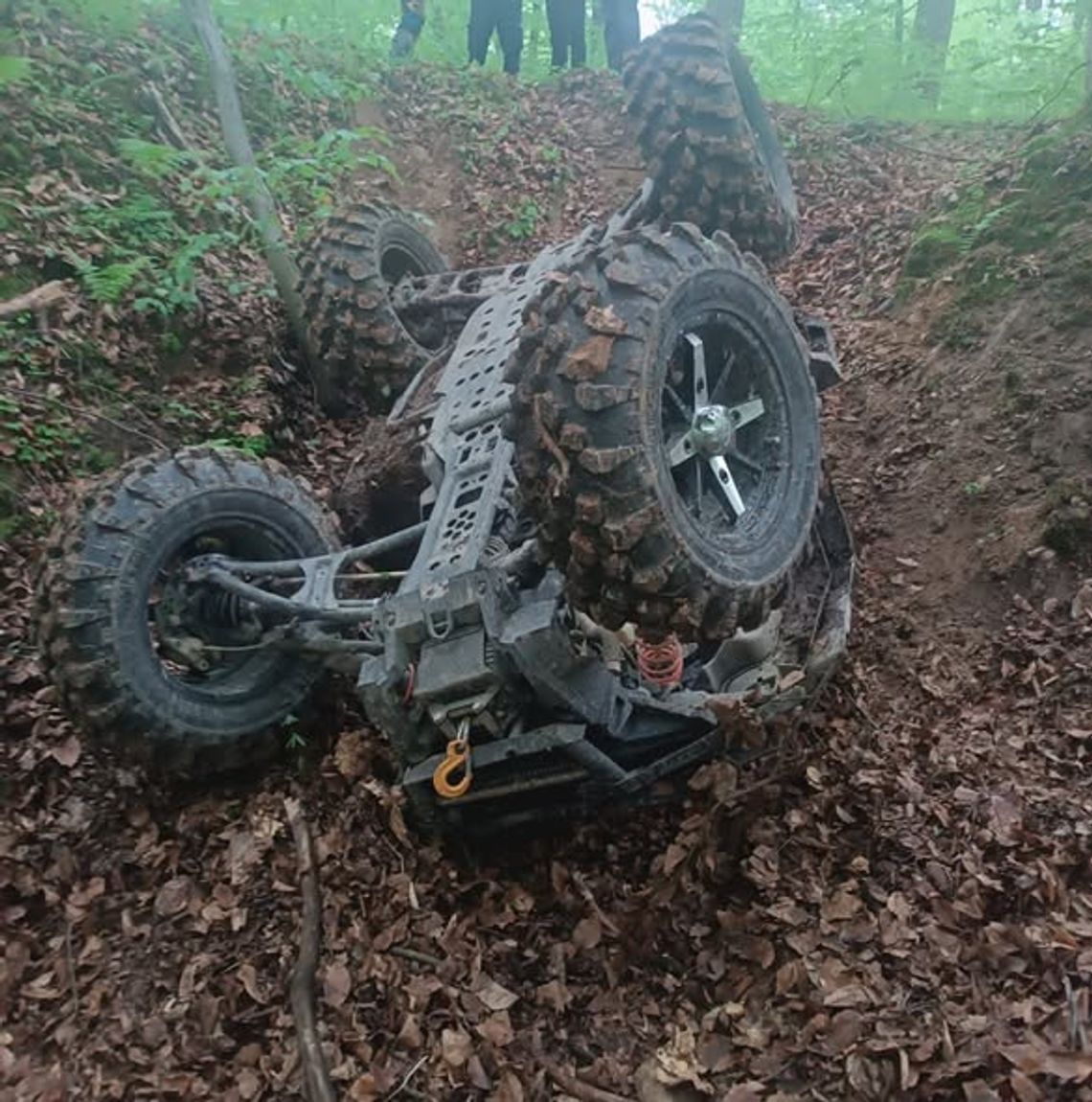Uciekał rowerem przed policją. Wpadł do zbiornika wodnego