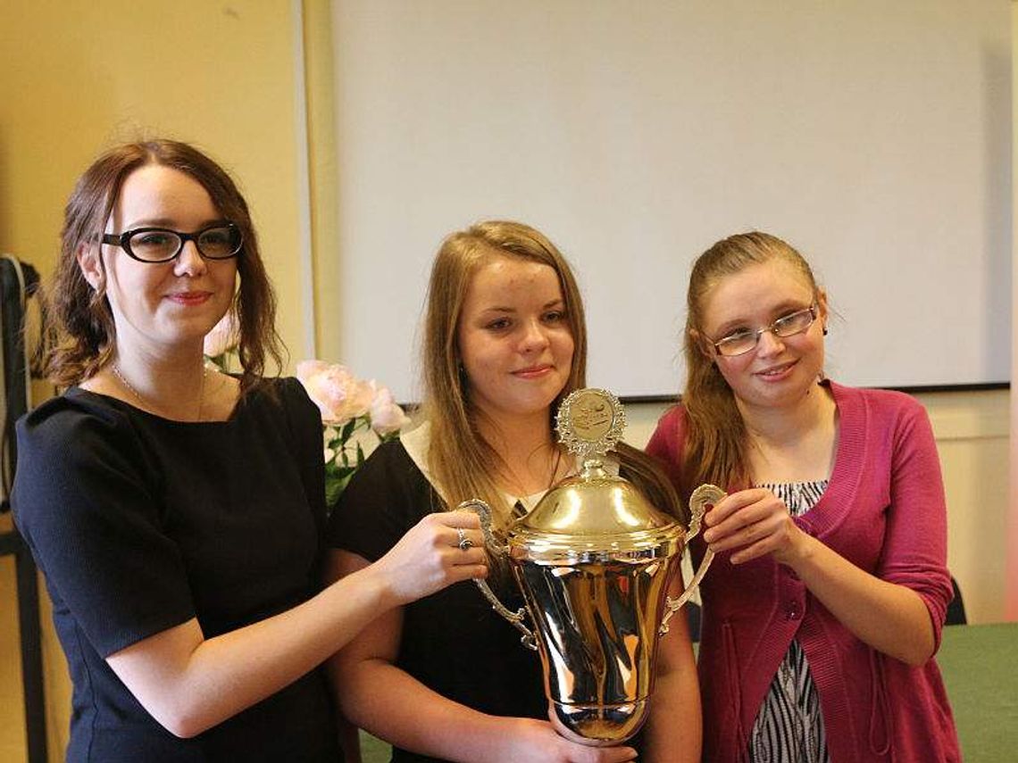 Uczennice z Lublina najlepsze w Polsce z wiedzy o wynalazkach