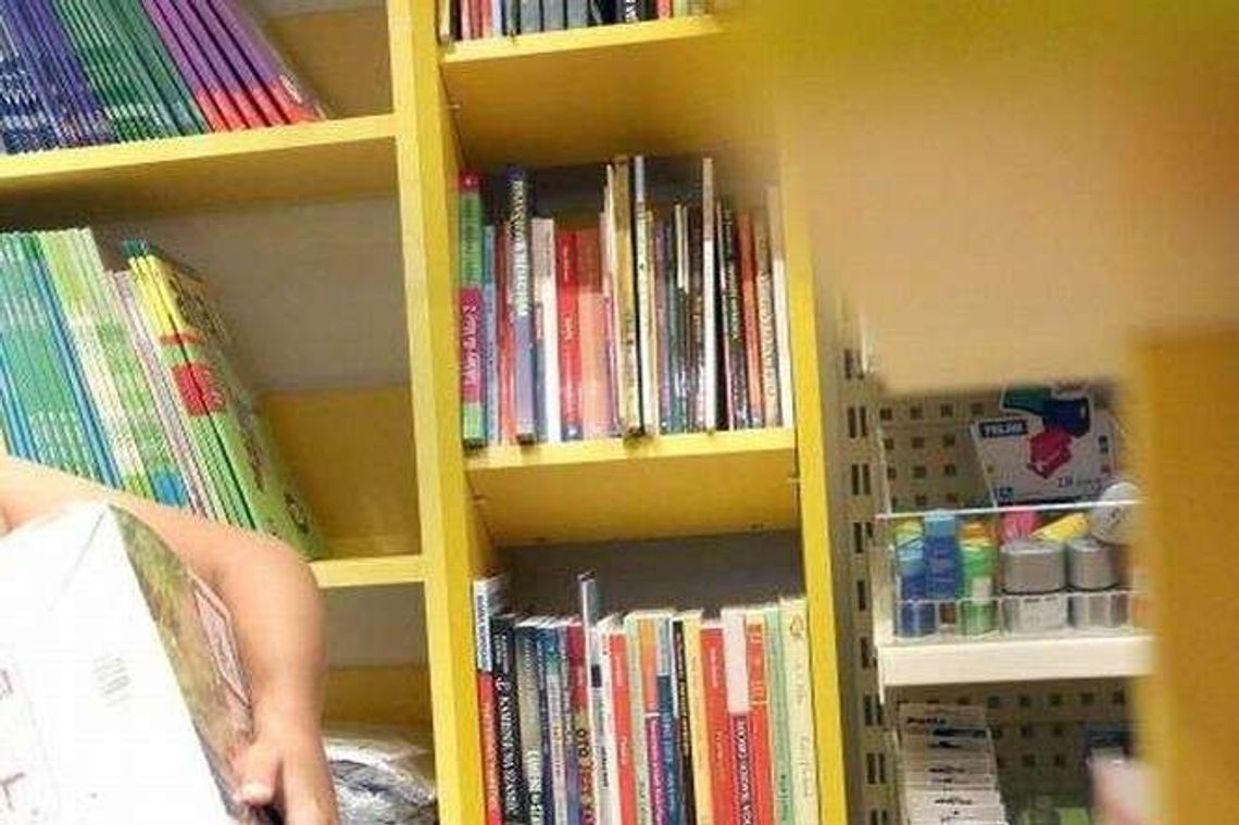 Uczniowie gimnazjum muszą kupić ćwiczenia? Dyrekcja wyjaśnia zamieszanie