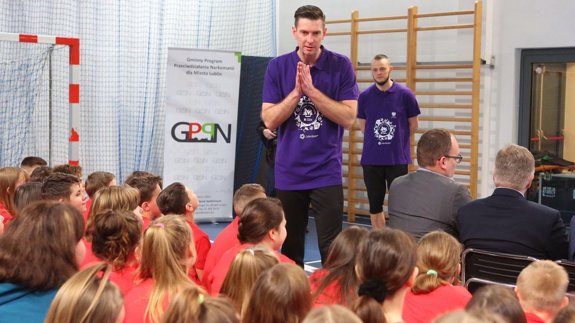 Uczniowie SP nr 23 w Lublinie spotkali się ze znanymi polskimi olimpijczykami [zdjęcia]