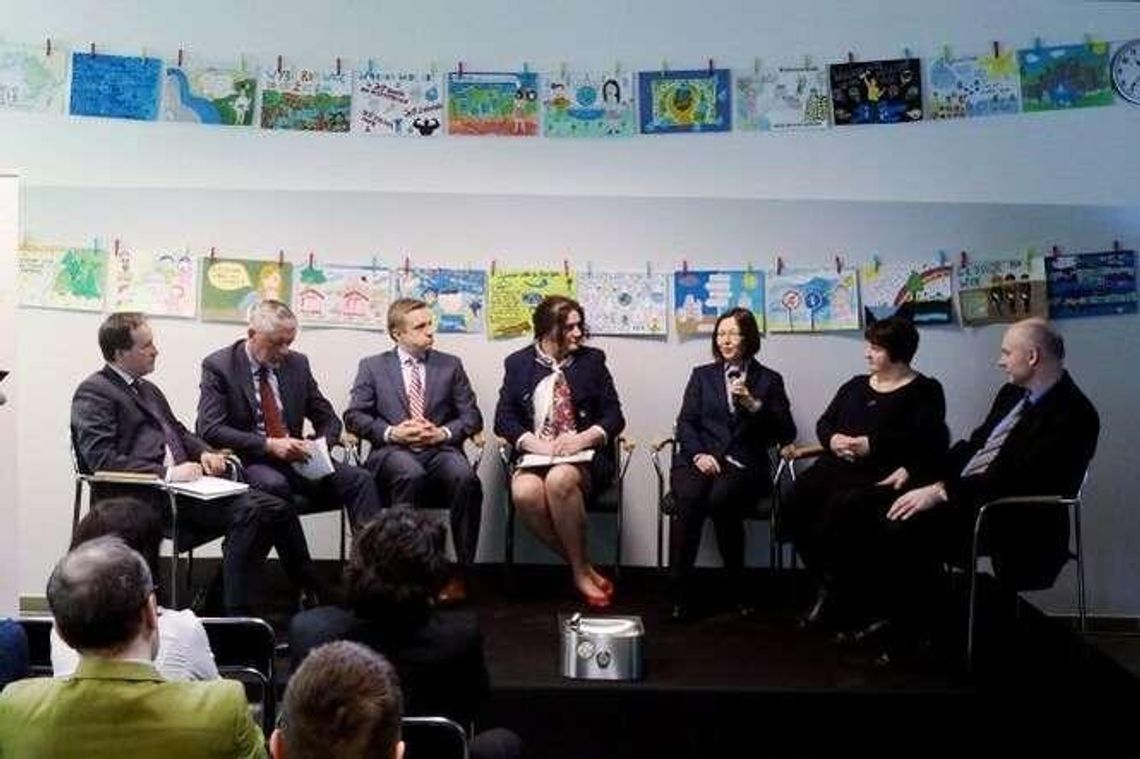 Uczniowie spotkają się z dietetykiem, źródełko z wodą powstanie w każdej szkole