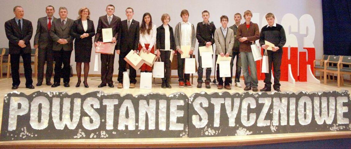 Uczniowie sprawdzili wiedzę o powstaniu styczniowym Uczniowie sprawdzili wiedzę o powstaniu styczniowym