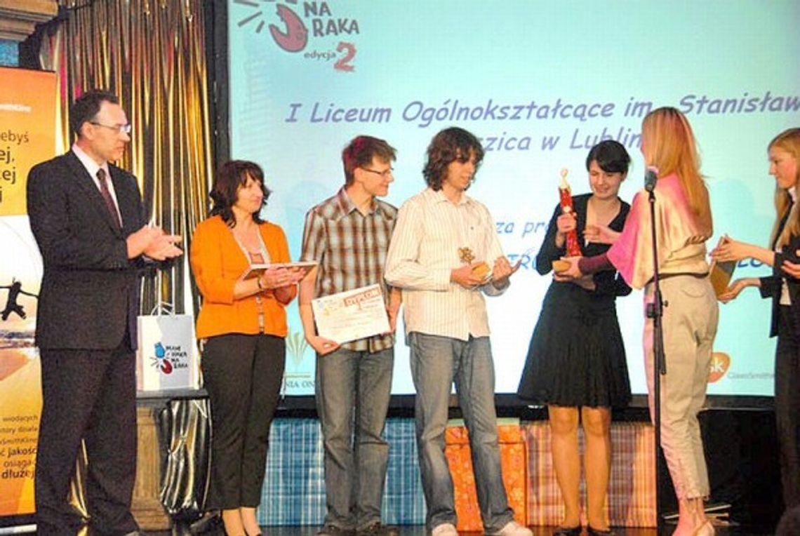 Uczniowie szukają haka na raka Uczniowie szukają haka na raka