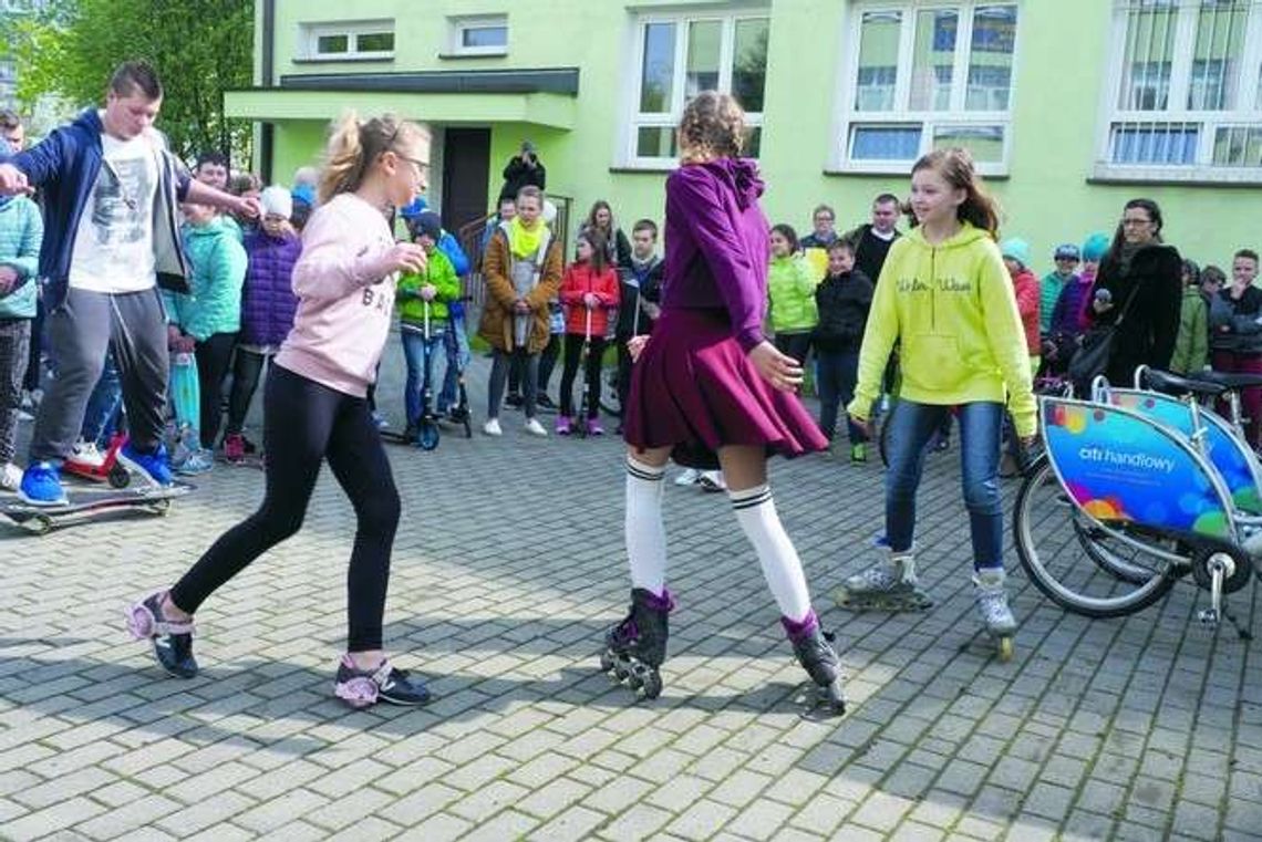 Uczniowie z 25 szkół Lublina walczą o nagrody. Muszą tylko jeździć na rowerach