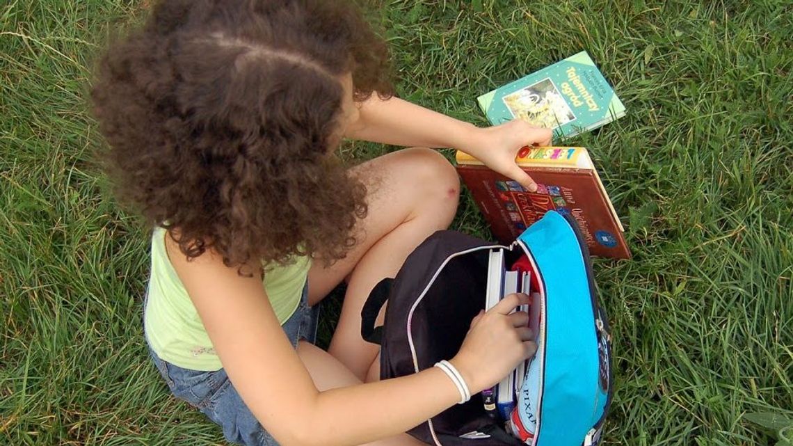 Uczniowie z woj. lubelskiego dostaną 80 milionów złotych. Na zakupy