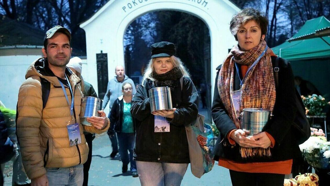 Udało się odnowić 300 zabytków. W kwestę cmentarną włączyli się też dziennikarze Dziennika Wschodniego