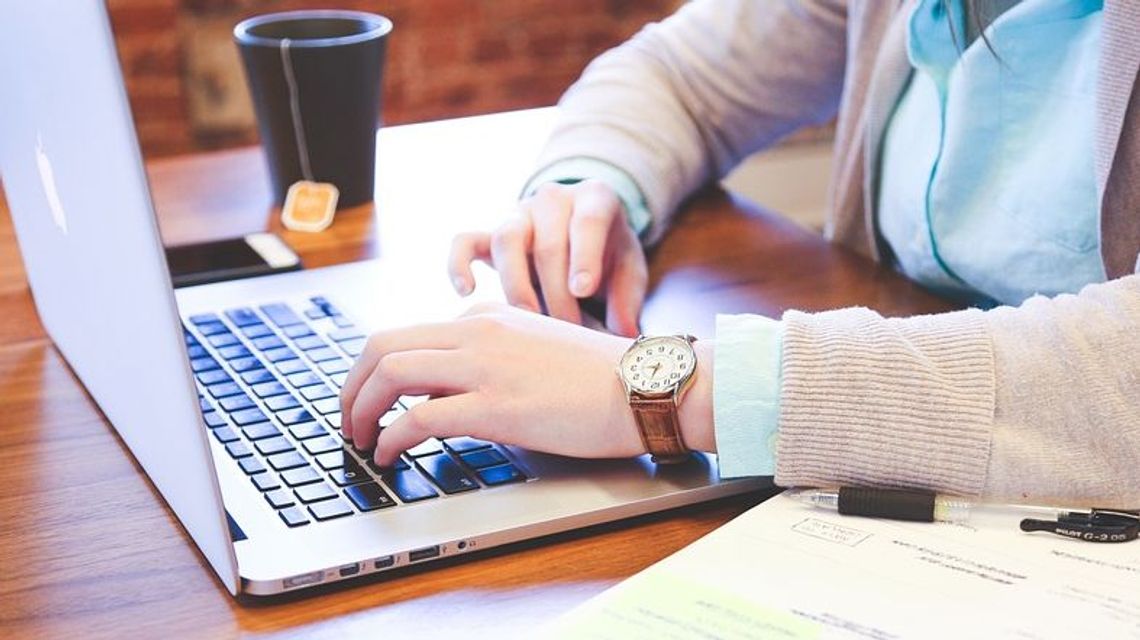 Udawał amerykańskiego żołnierza na misji. Wyłudził 15 tys. zł od kobiety z pow. łęczyńskiego