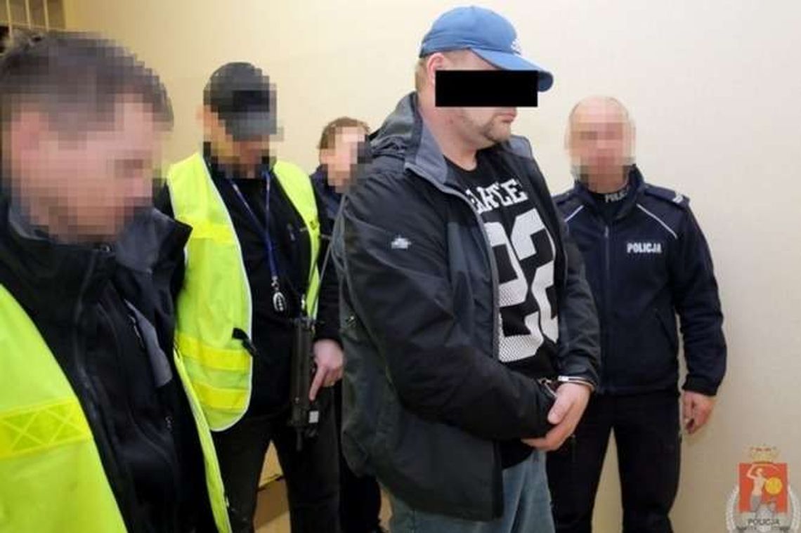 Ukradł 1,2 mln zł. Konwojent ukrywał się w Kazimierzu Dolnym Ukradł 1,2 mln zł. Konwojent ukrywał się w Kazimierzu Dolnym