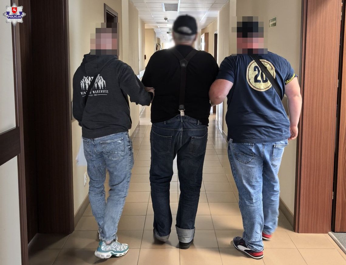 Ukradł 34 czekolady i zaatakował ochroniarza. 67-latek z Lublina usłyszał zarzut Ukradł 34 czekolady i zaatakował ochroniarza. 67-latek z Lublina usłyszał zarzut