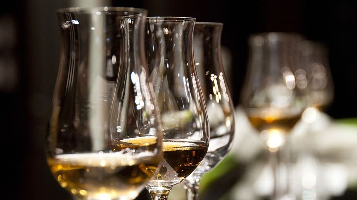 Ukradł alkohol za niemal 2.5 tys. zł. Zrobił to, "bo stracił pracę"