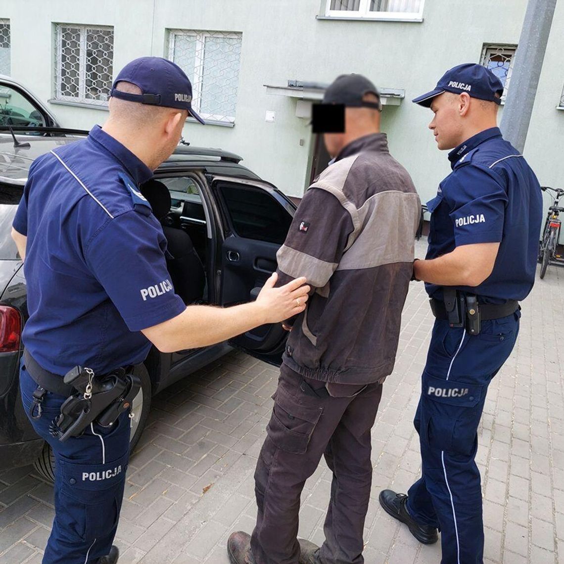 Ukradł auto znajomego. Był pijany i miał dożywotni zakaz prowadzenia