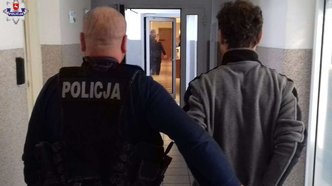 Ukradł kable rozruchowe z holownika, a potem wrócił do niego i... zasnął